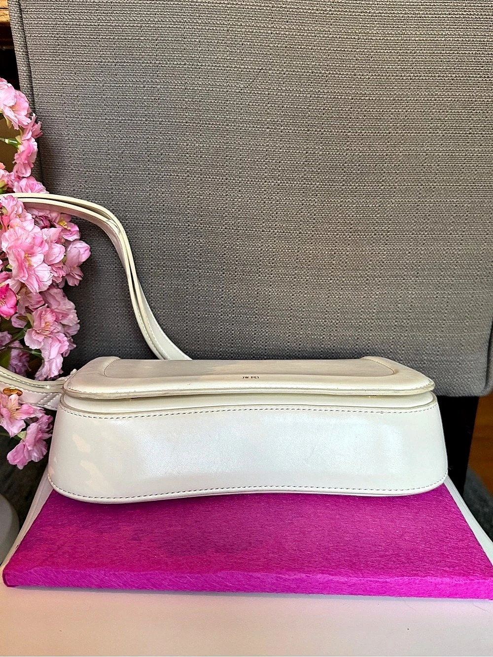 JW PEI Joy Shoulder Bag White - Picture 9 of 15